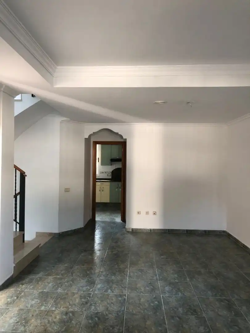 Casa adosada en venta en Gilet con Calefacción, Jardín privado y Parquet