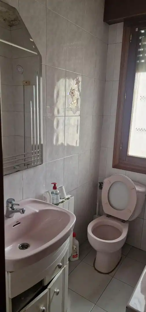 Baño de Piso en venta en Zalla  con Calefacción