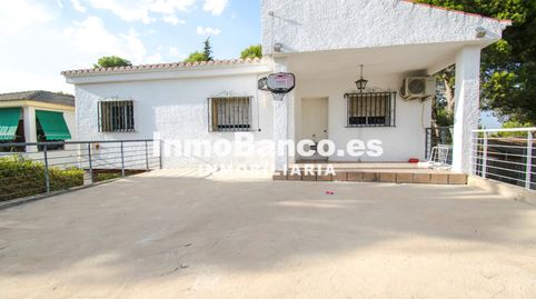 Chalet unifamiliar en la Urbanización Loma de Miralcampo