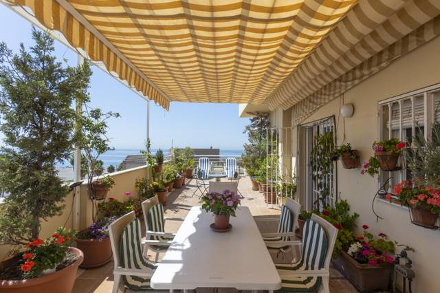 Ático en Venta en  Camino del Pelaíllo en Playa de Granada