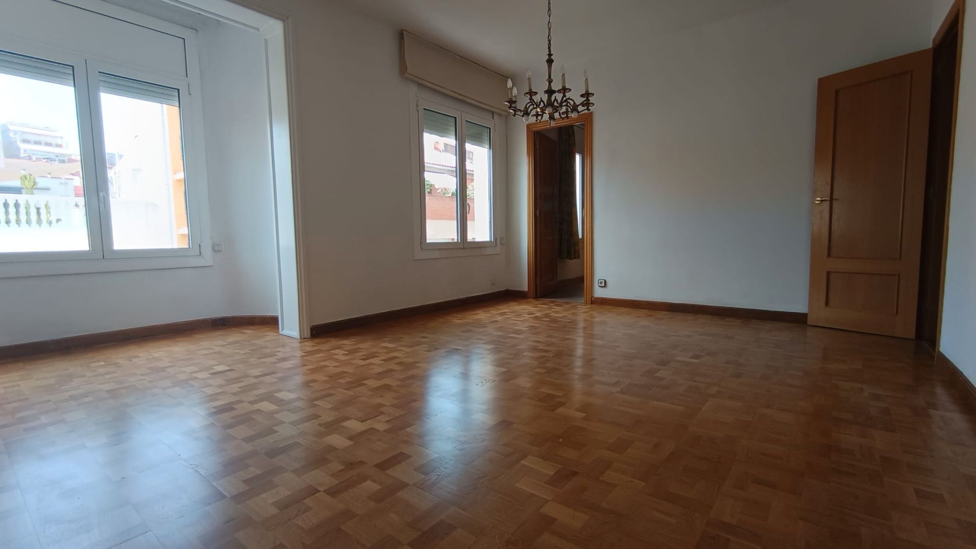 Sala d'estar de Pis de lloguer en  Barcelona Capital amb Aire condicionat, Calefacció i Parquet
