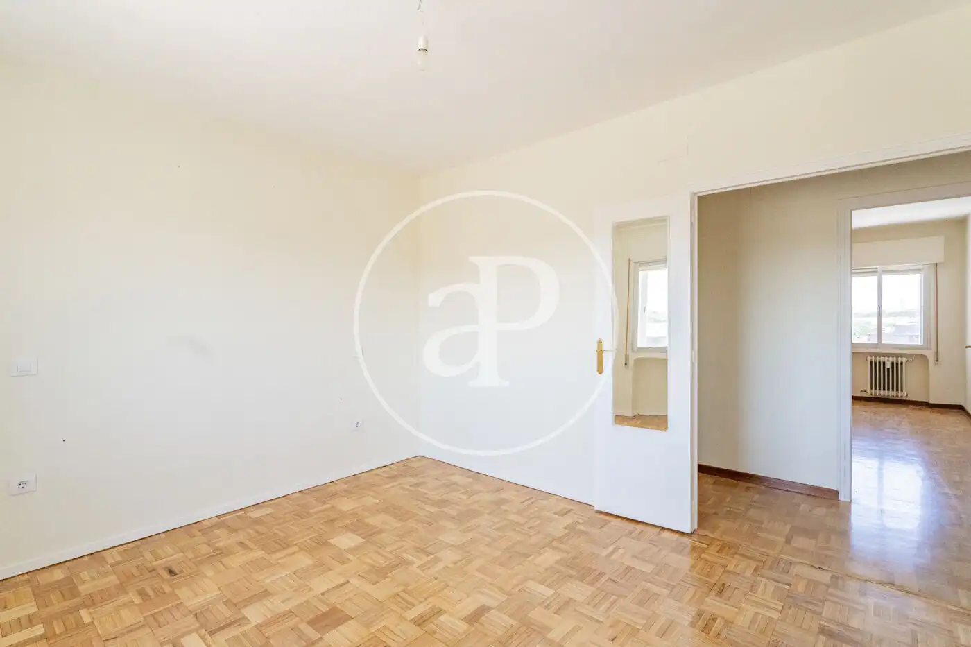 Bedroom of Attic for sale in Madrid  with Air Conditioner, Heating and Private garden