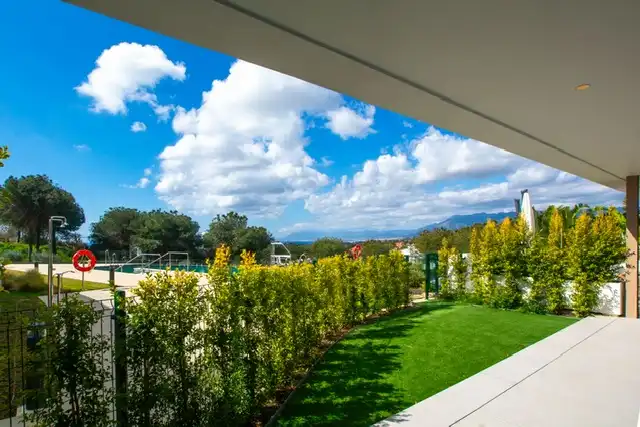 Terrassa de Planta baixa en venda en Marbella amb Aire condicionat, Calefacció i Jardí privat