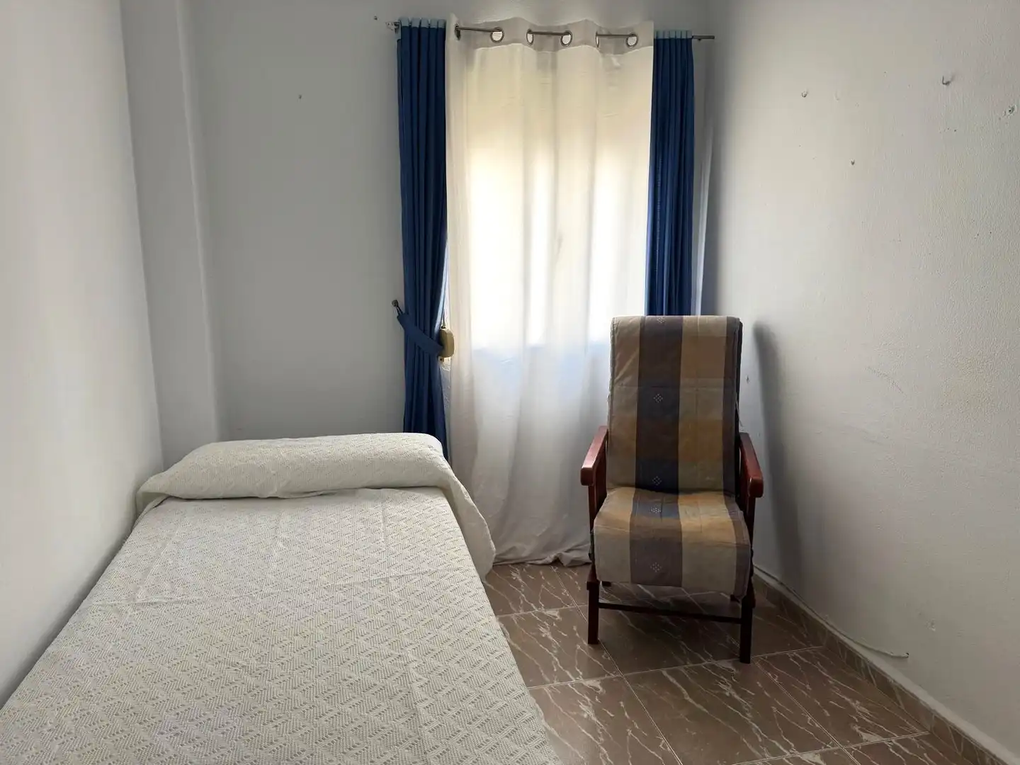 Dormitori de Pis en venda en Cádiz