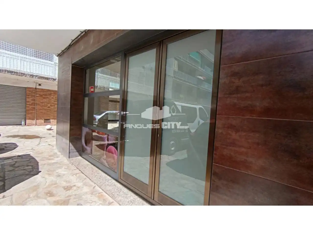 Business premises to rent in Avenida Hispanitat, imagen 9
