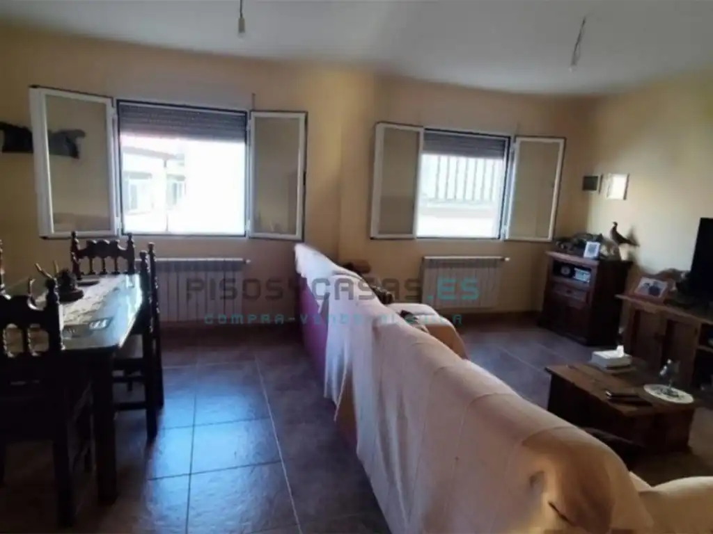 Sala de estar de Casa adosada en venta en Landete con Terraza