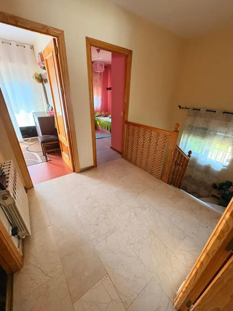 Casa adosada en venta en Manzanares con Aire acondicionado, Jardín privado y Terraza
