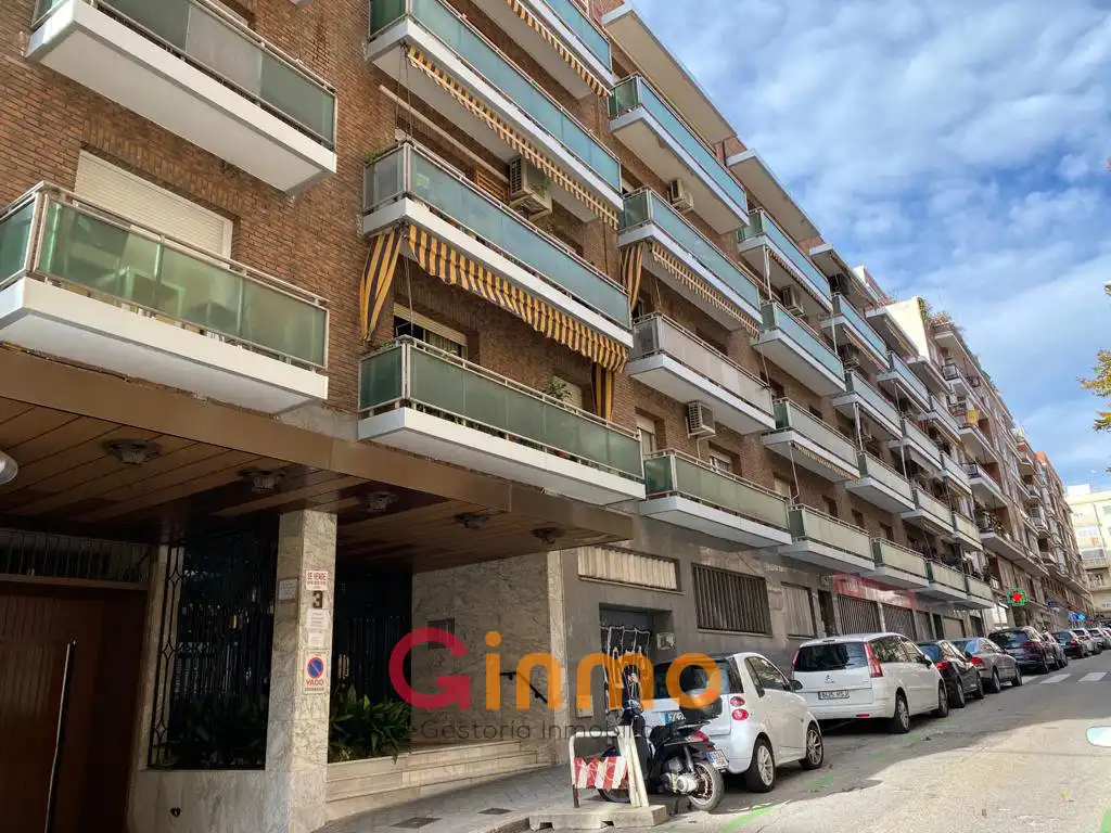 Flat for rent in Calle de San Julio, 3, El Viso