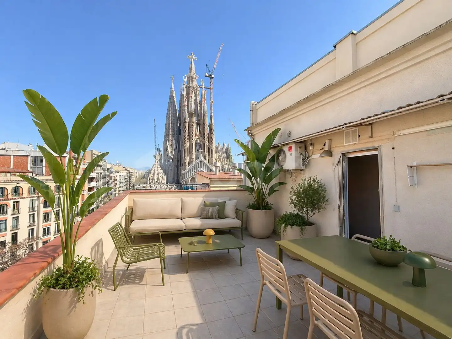 Ático con ascensor en venta en Provença