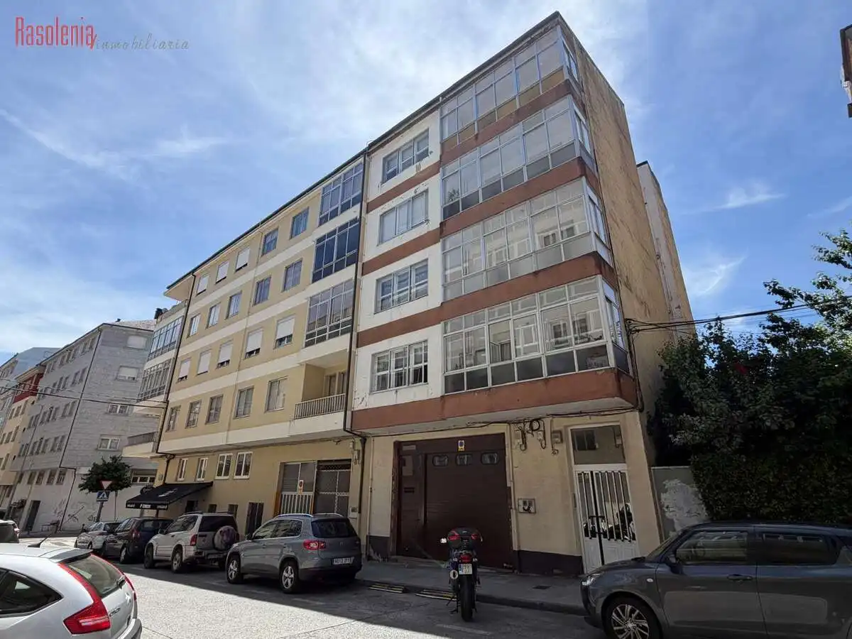 Vista exterior de Piso en venta en Lugo con Calefacción
