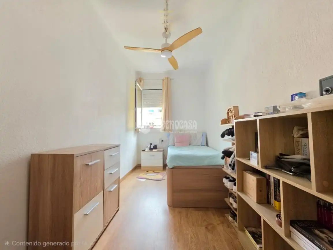 Habitación de Piso en venta en Santa Coloma de Gramenet con Aire acondicionado, Calefacción y Parquet