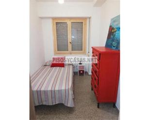 Dormitori de Apartament en venda en Tavernes de la Valldigna amb Terrassa