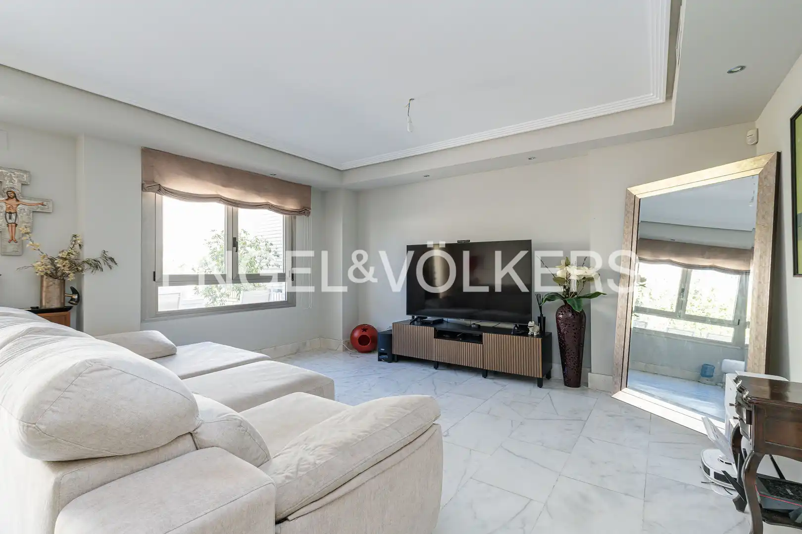 Living room of Detached homes for rent in Boadilla del Monte  with Air Conditioner, Heating and Parquet flooring