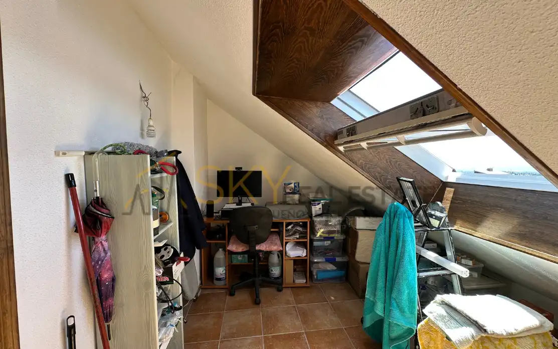 Piso en venta en Becerril de la Sierra con Terraza y Amueblado