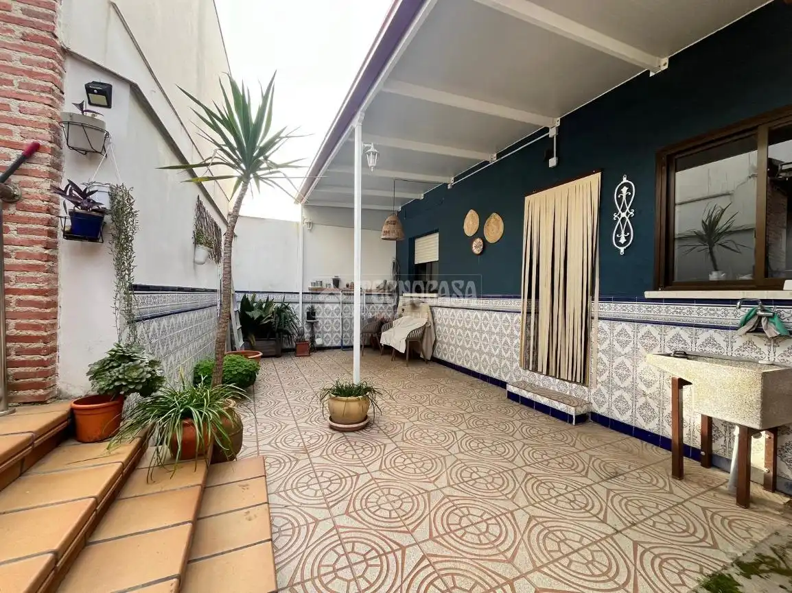 Terraza de Casa adosada en venta en Las Herencias con Calefacción, Piscina y Amueblado