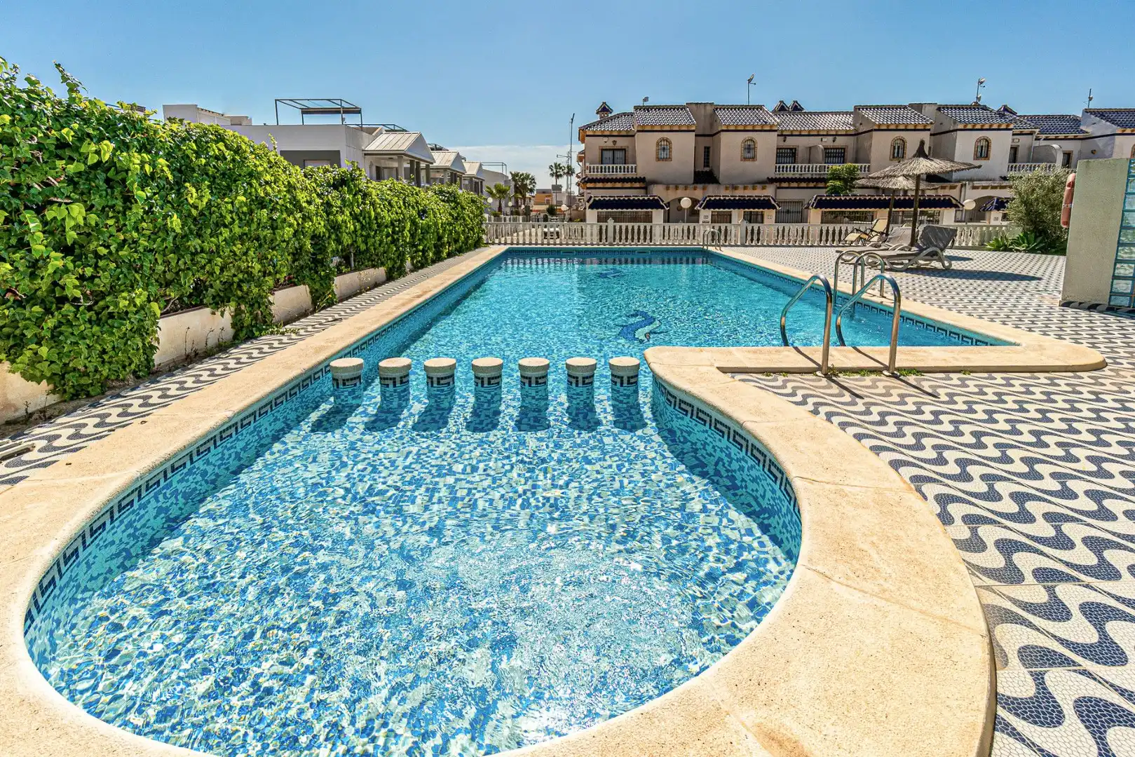 House with terrace for sale in Calle de fenix, imagen 4