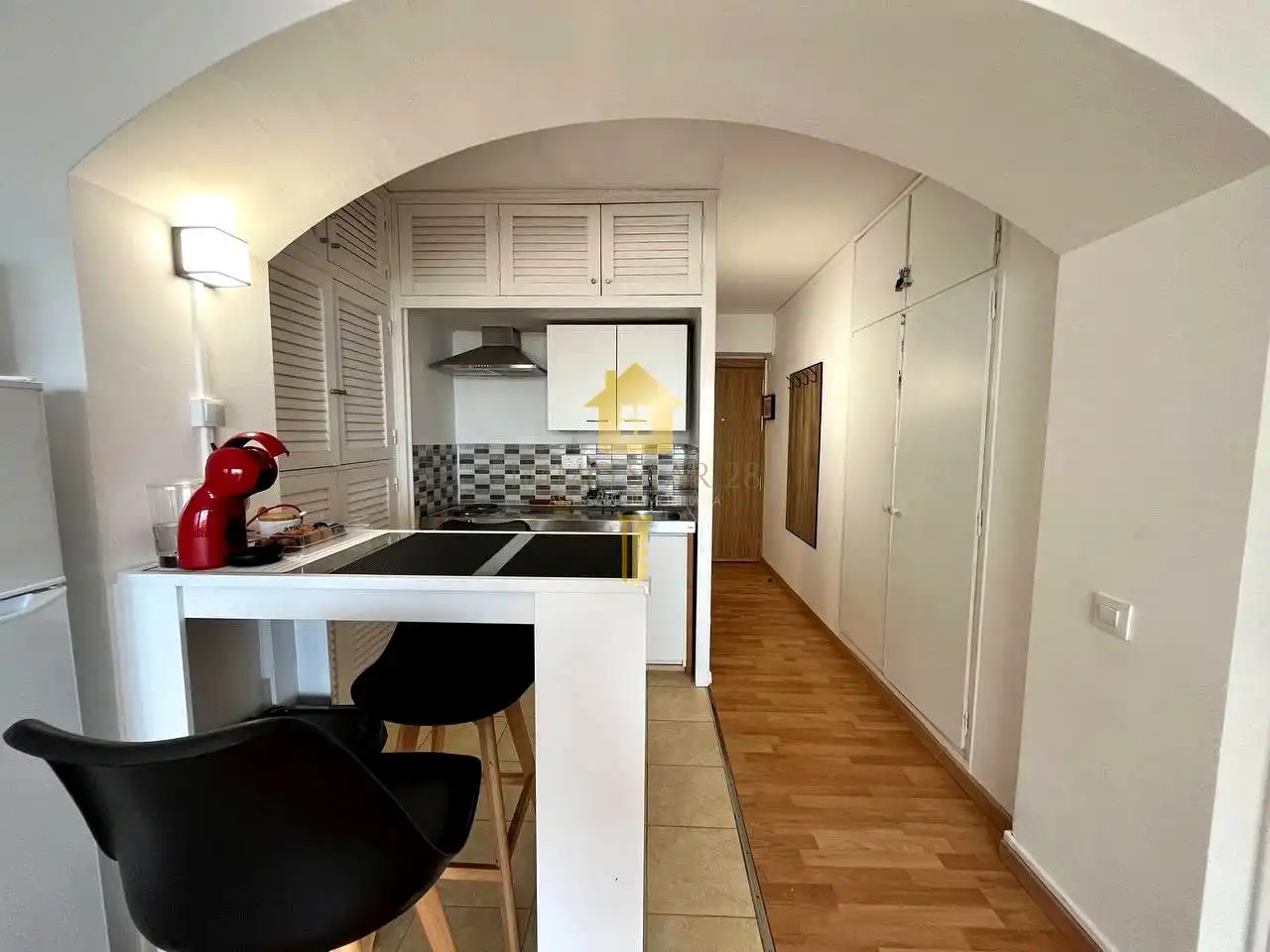 Cocina de Estudio en venta en Roses con Parquet, Amueblado y Piscina comunitaria