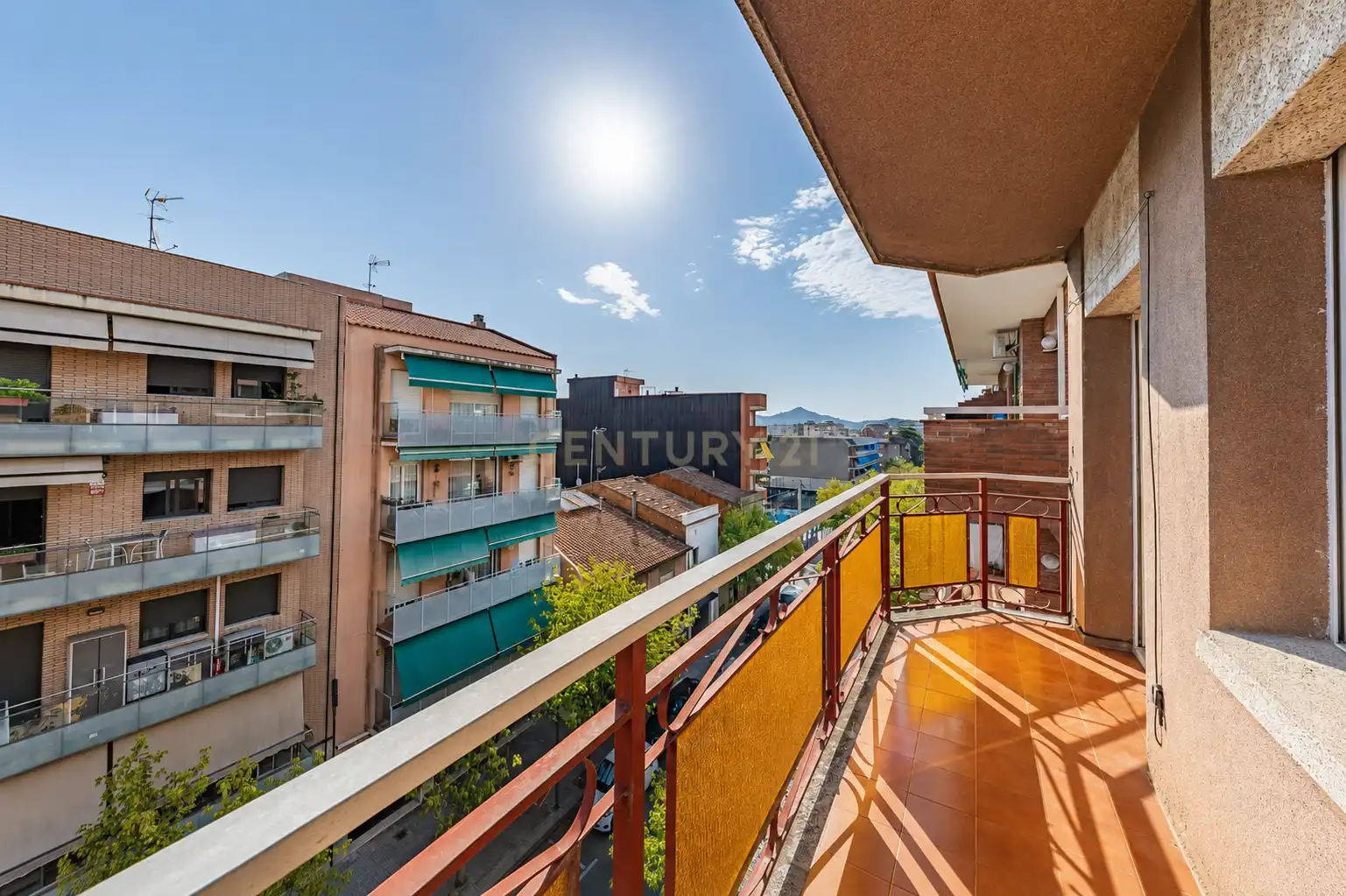 Terrassa de Dúplex en venda en Cerdanyola del Vallès amb Traster i Balcó