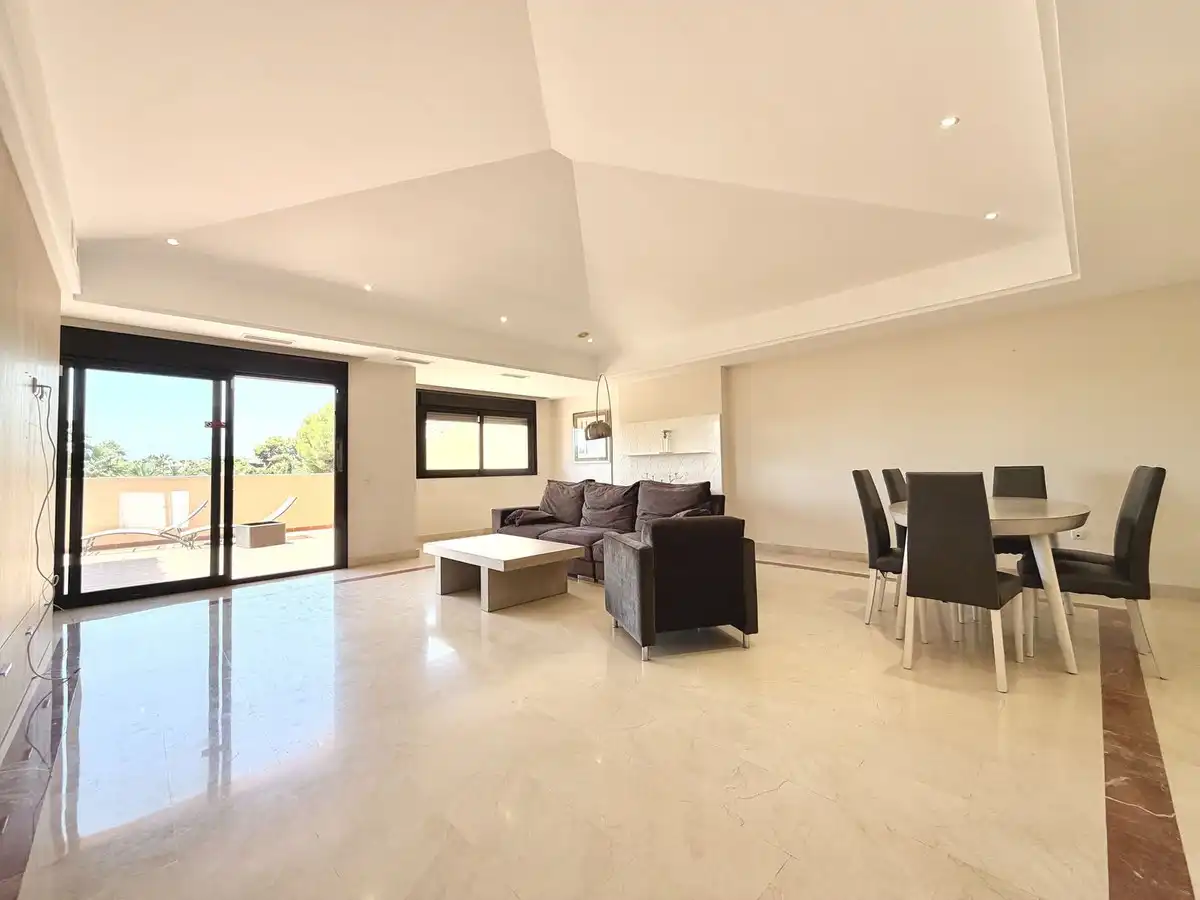 Apartament amb ascensor en venda a Nueva Andalucía, imagen 13