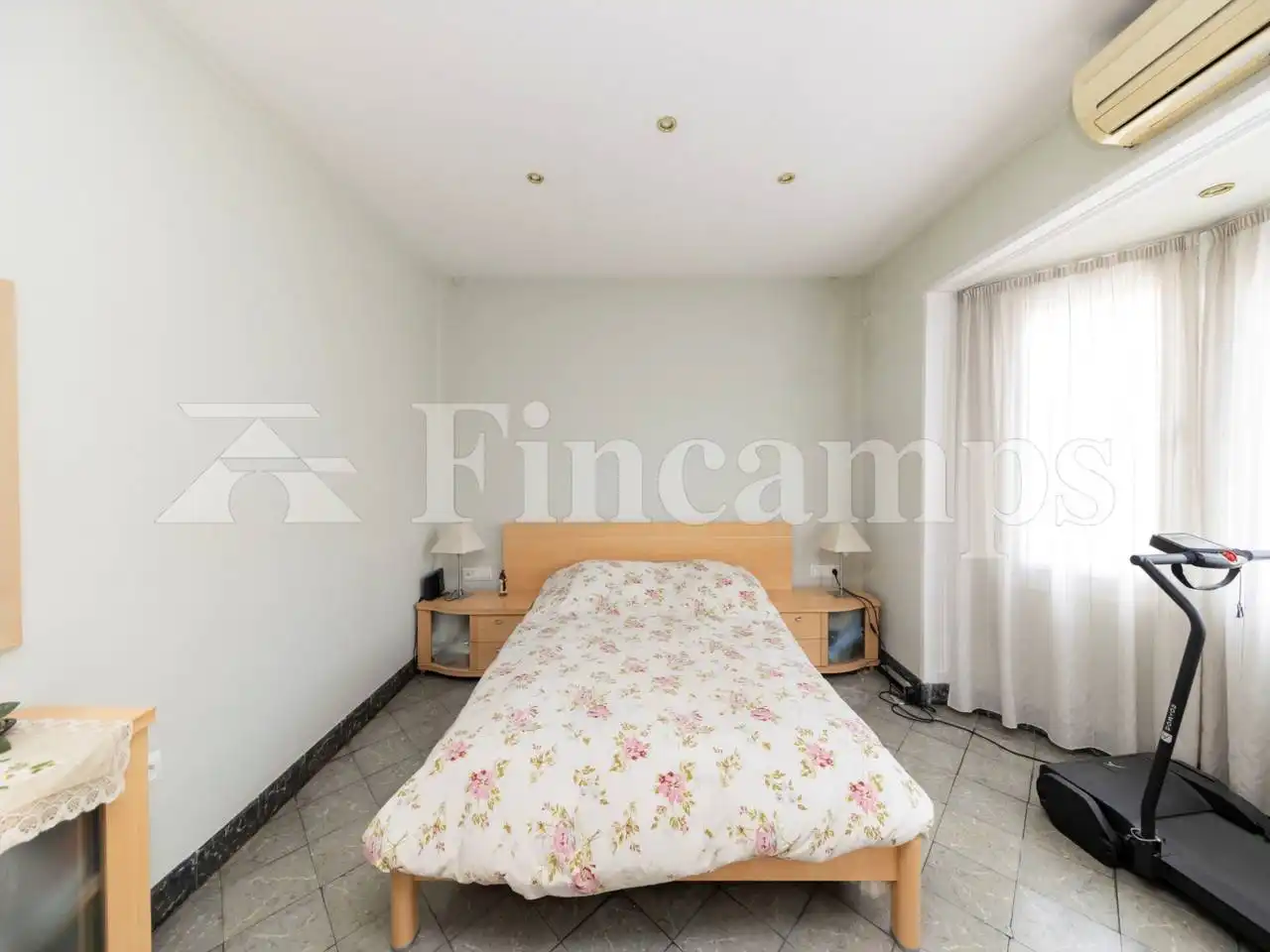 Habitación de Casa o chalet en venta en Sabadell con Aire acondicionado, Calefacción y Jardín privado
