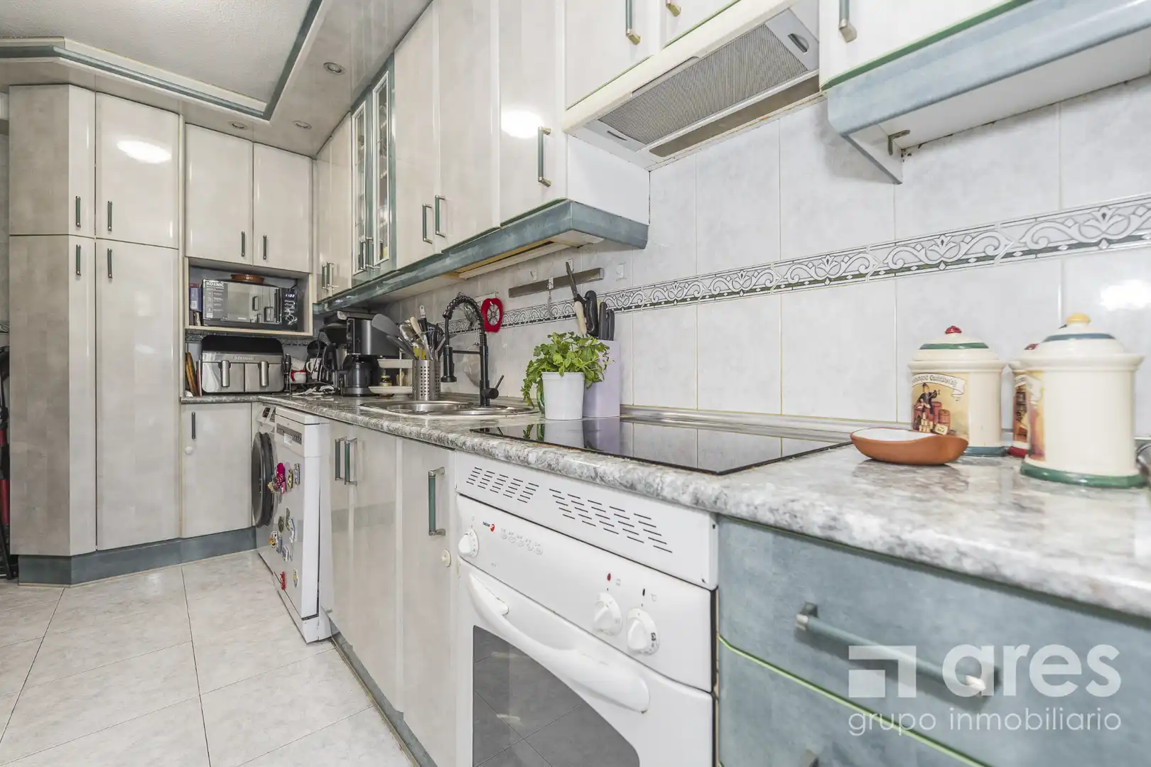 Cocina de Piso en venta en Alcalá de Henares con Aire acondicionado, Calefacción y Terraza