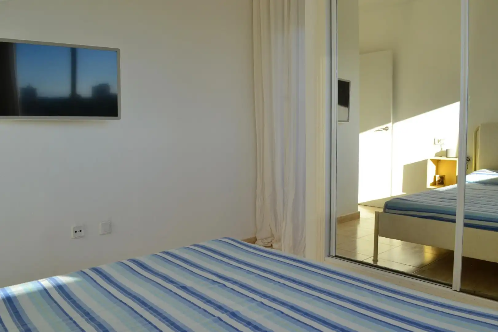 Bedroom of Flat for rent in Cartagena  with Furnished, Balcony and Community pool