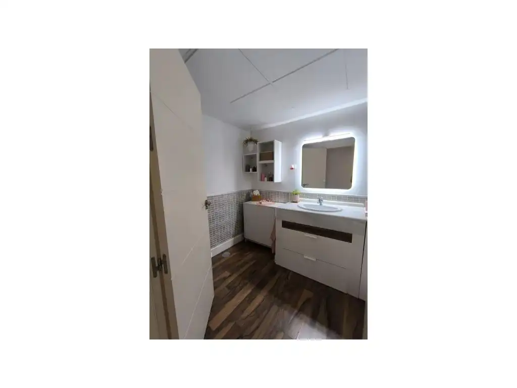 Badezimmer von Wohnung zum Verkauf in La Alcaidesa mit Klimaanlage, Heizung und Terrasse