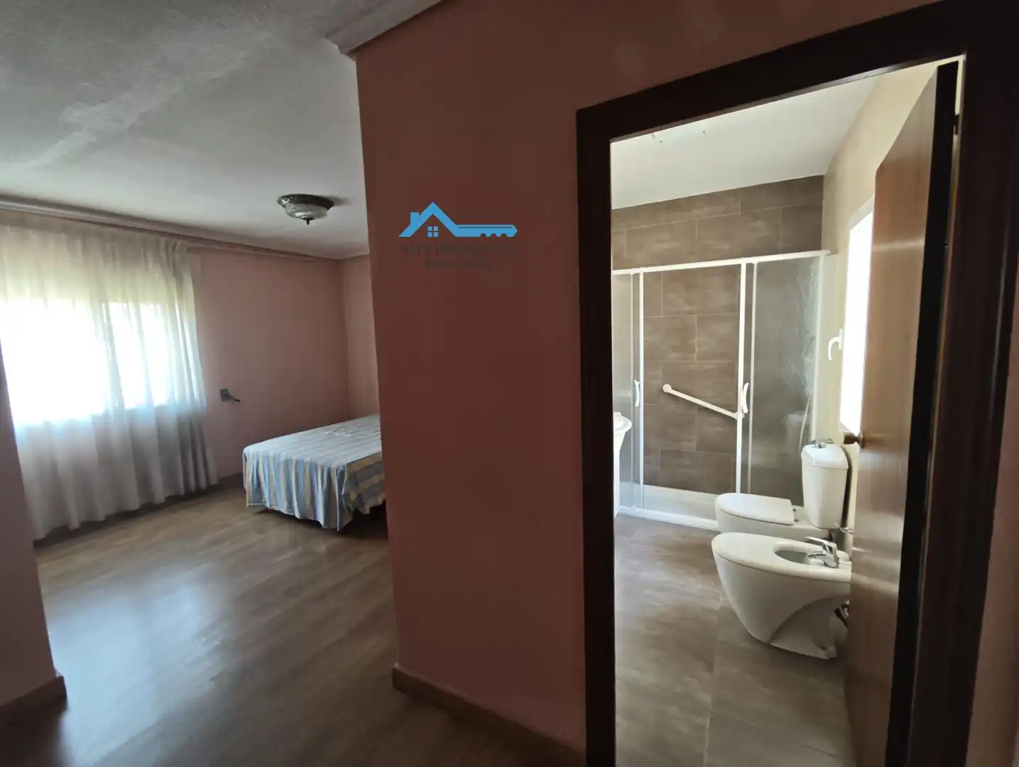 Dormitori de Casa o xalet en venda en Benidorm amb Aire condicionat, Calefacció i Jardí privat