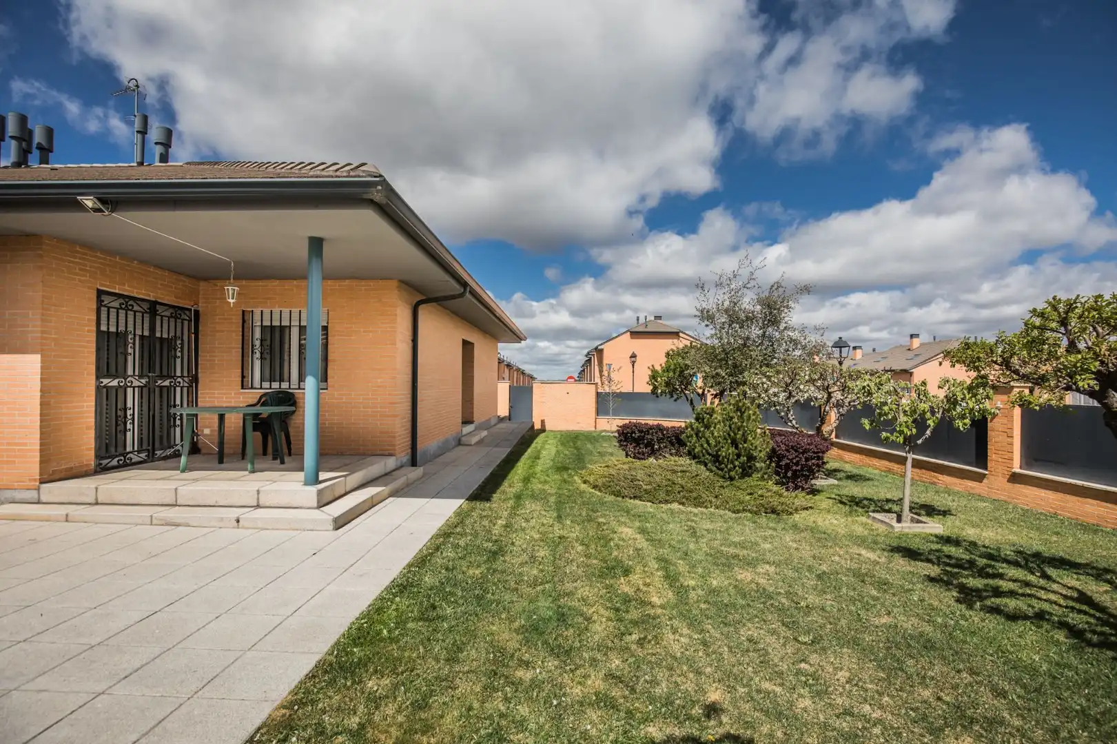 Casa o chalet en venta en OREGANO, 7, Hervencias Altas - El Pinar