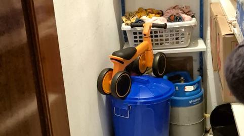 Foto 4 de Piso en venta en San Millán - Ayuntamiento, La Rioja