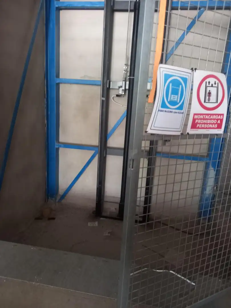 Parking of Industrial buildings for rent in Aspe
