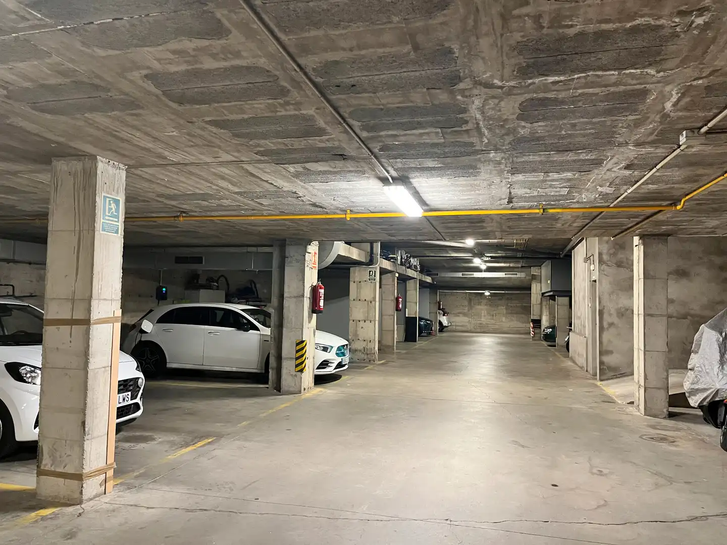 Aparcament de Garatge en venda en Girona