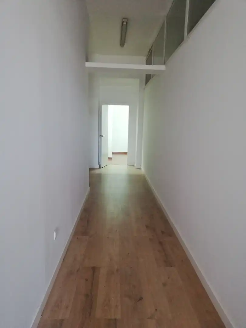 Business premises to rent in Calle de Llano Ponte, imagen 5