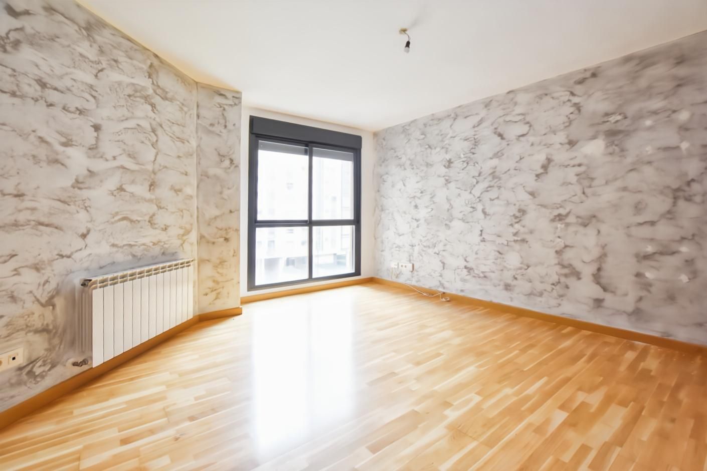 Bedroom of Flat for sale in  Madrid Capital  with Air Conditioner, Heating and Storage room