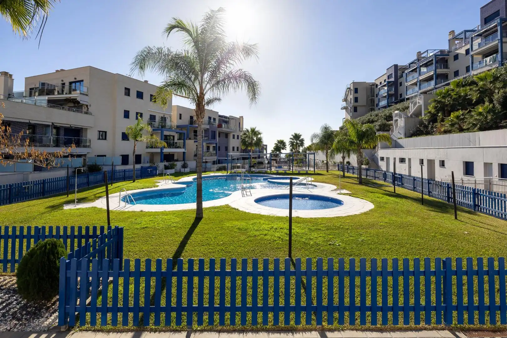 Appartamento con piscina in vendita a PINTOR DOMINGUEZ DE HARO
