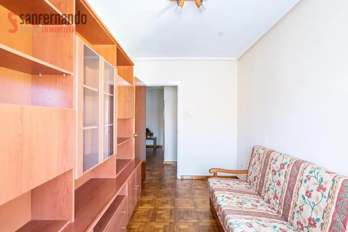 Piso con ascensor en venta en Calle Calle Agustín Riancho, imagen 12