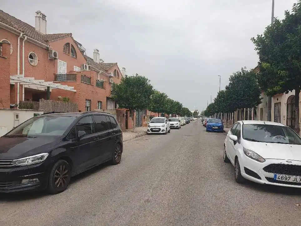 Adosado en venta en CL. ESCOGEDORAS, imagen 3