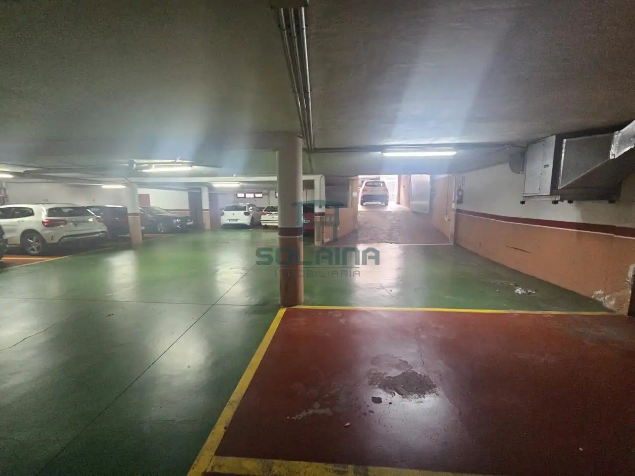 Parkplatz von Wohnungen zur Miete in Ourense Capital  mit Heizung und Möbliert