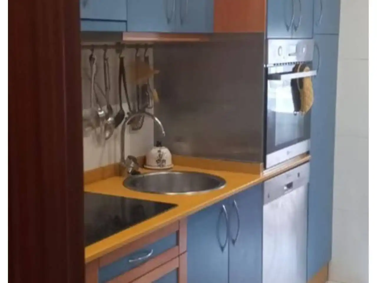 Kitchen of Duplexes for sale in Ourense Capital   with Air Conditioner, Heating and Storage room