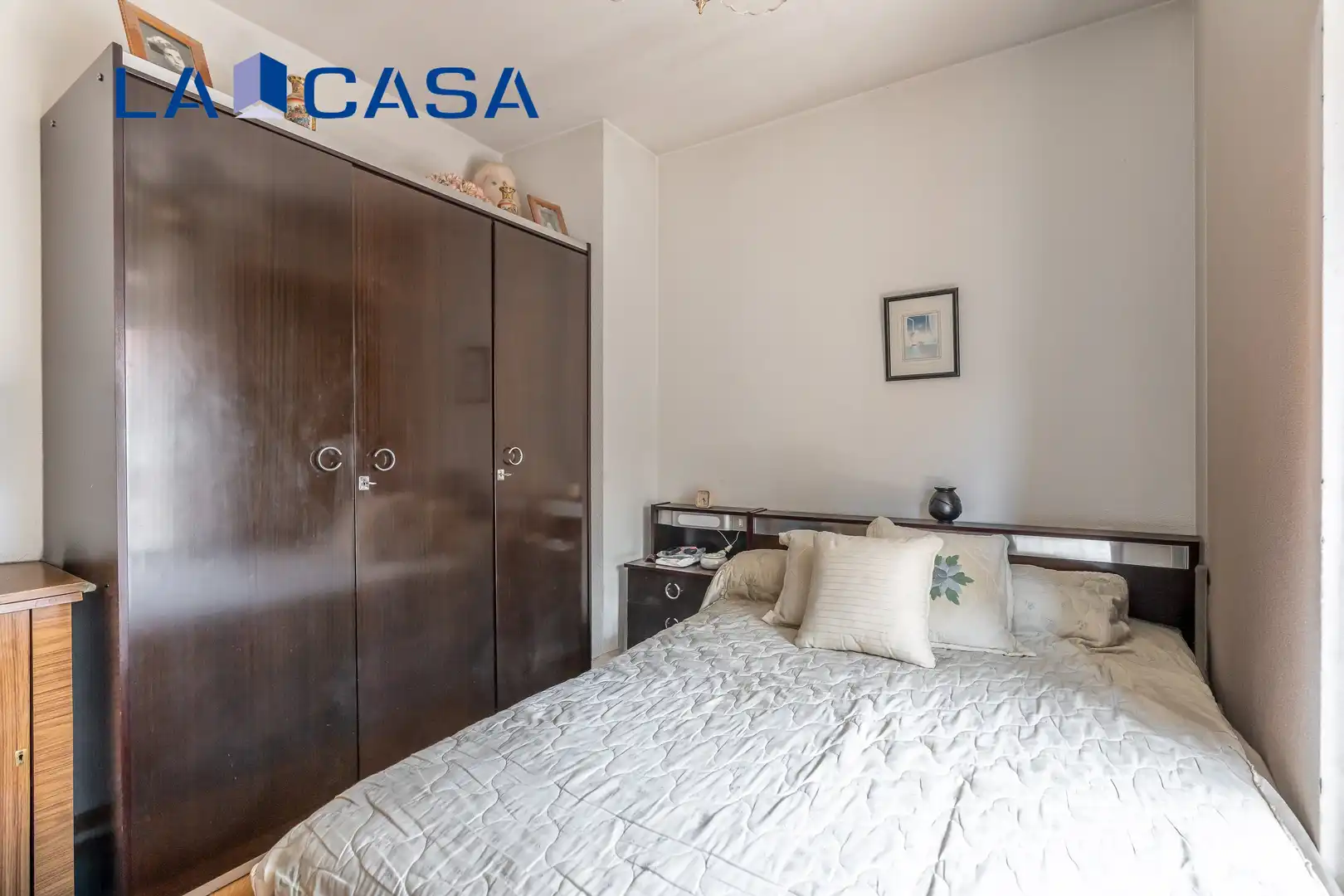 Habitación de Piso en venta en Madrid con Calefacción y Balcón