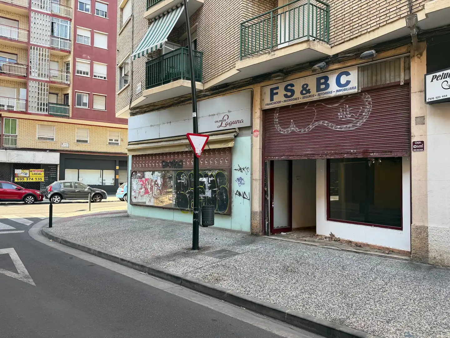 Geschaftsraum zum Verkauf in Zaragoza