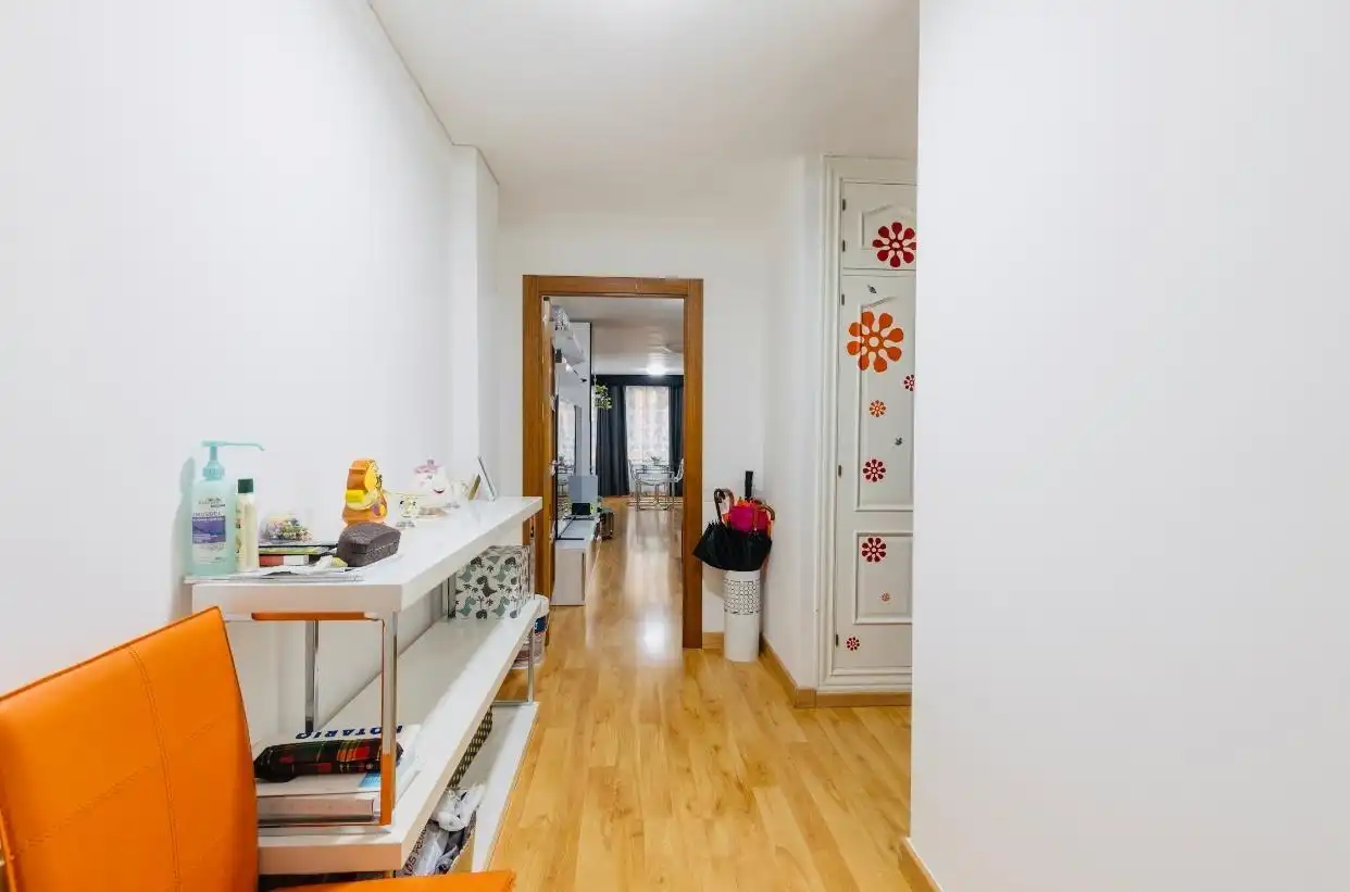 Flat with lift to rent in Calle VERDIALES, imagen 10