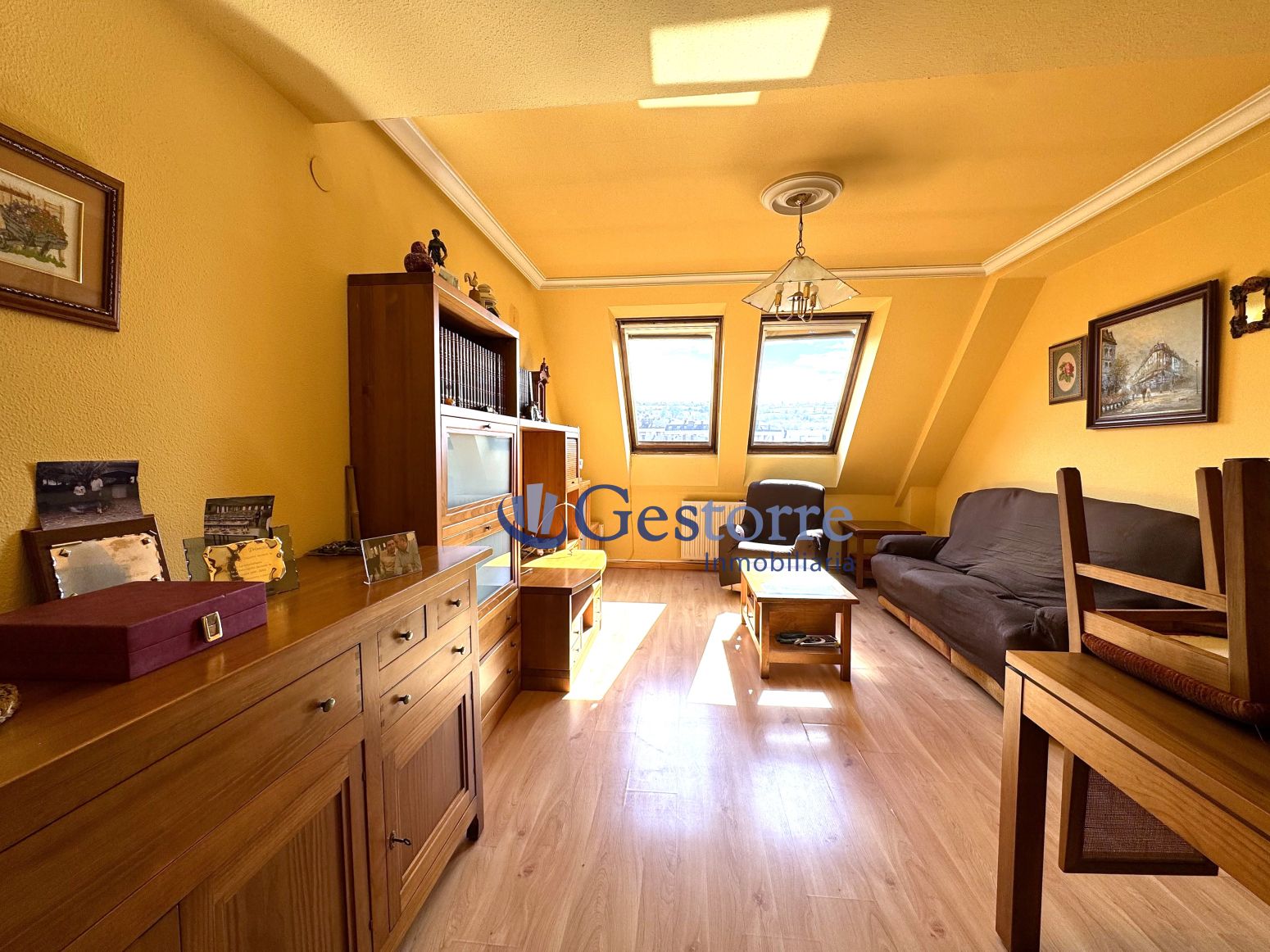 Living room of Attic for sale in Oviedo   with Heating and Storage room