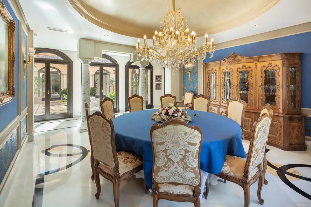 Comedor de Casa o chalet en venta en Marbella con Aire acondicionado, Jardín privado y Terraza