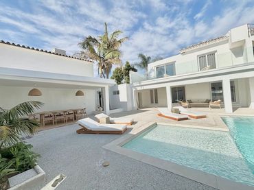 Villa mit Pool zur Miete in Milla de Oro