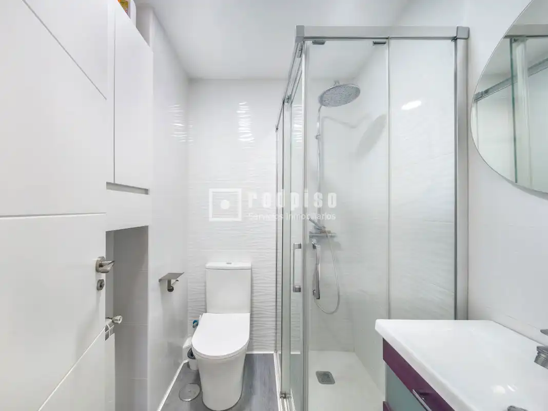 Baño de Piso en venta en Rivas-Vaciamadrid con Aire acondicionado, Calefacción y Jardín privado