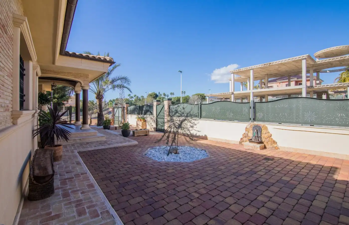 Terrace of Houses for sale in Elche / Elx  with Air Conditioner, Private garden and Terrace