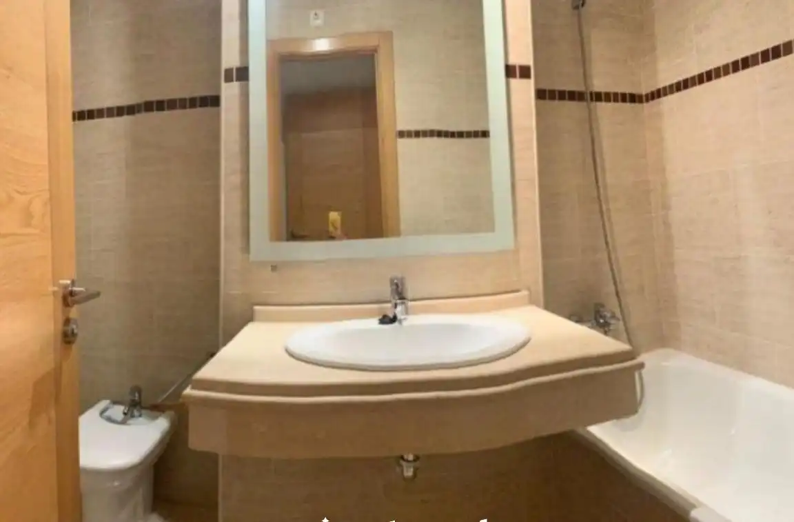 Flat with pool to rent in Avenida Sta. María de Trassierra, imagen 12