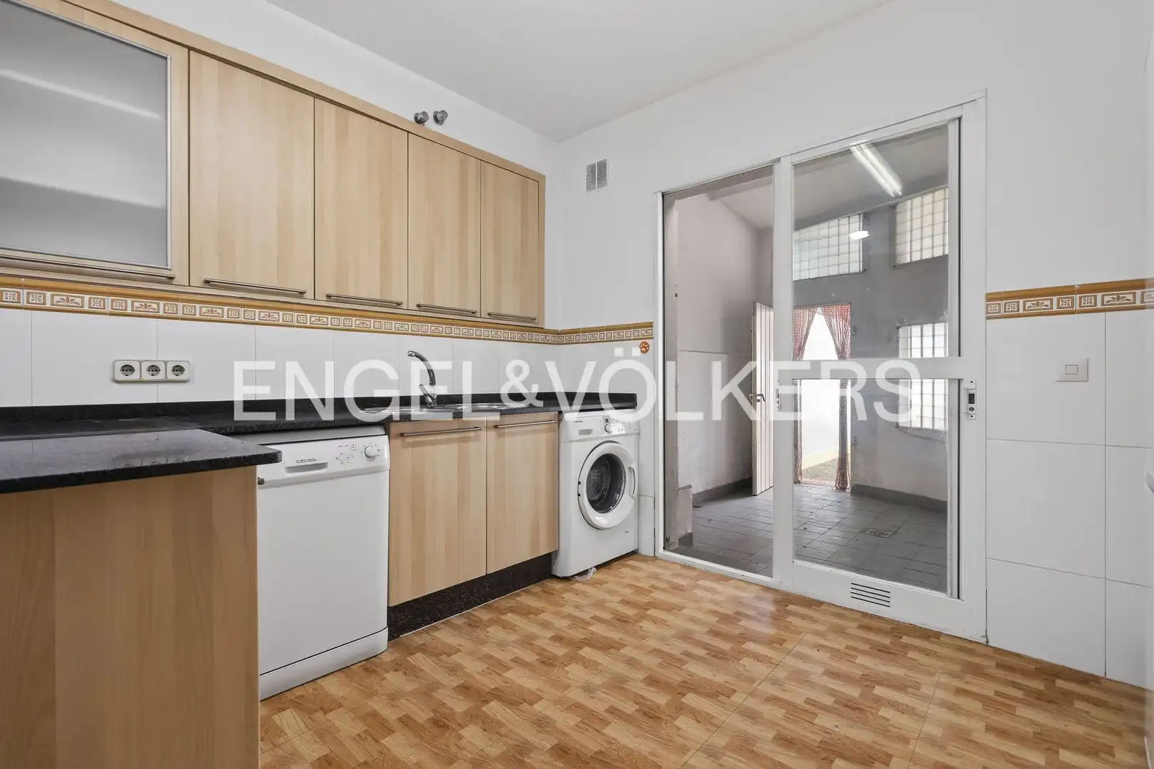 Kitchen of Houses for sale in Tomares  with Air Conditioner, Heating and Private garden