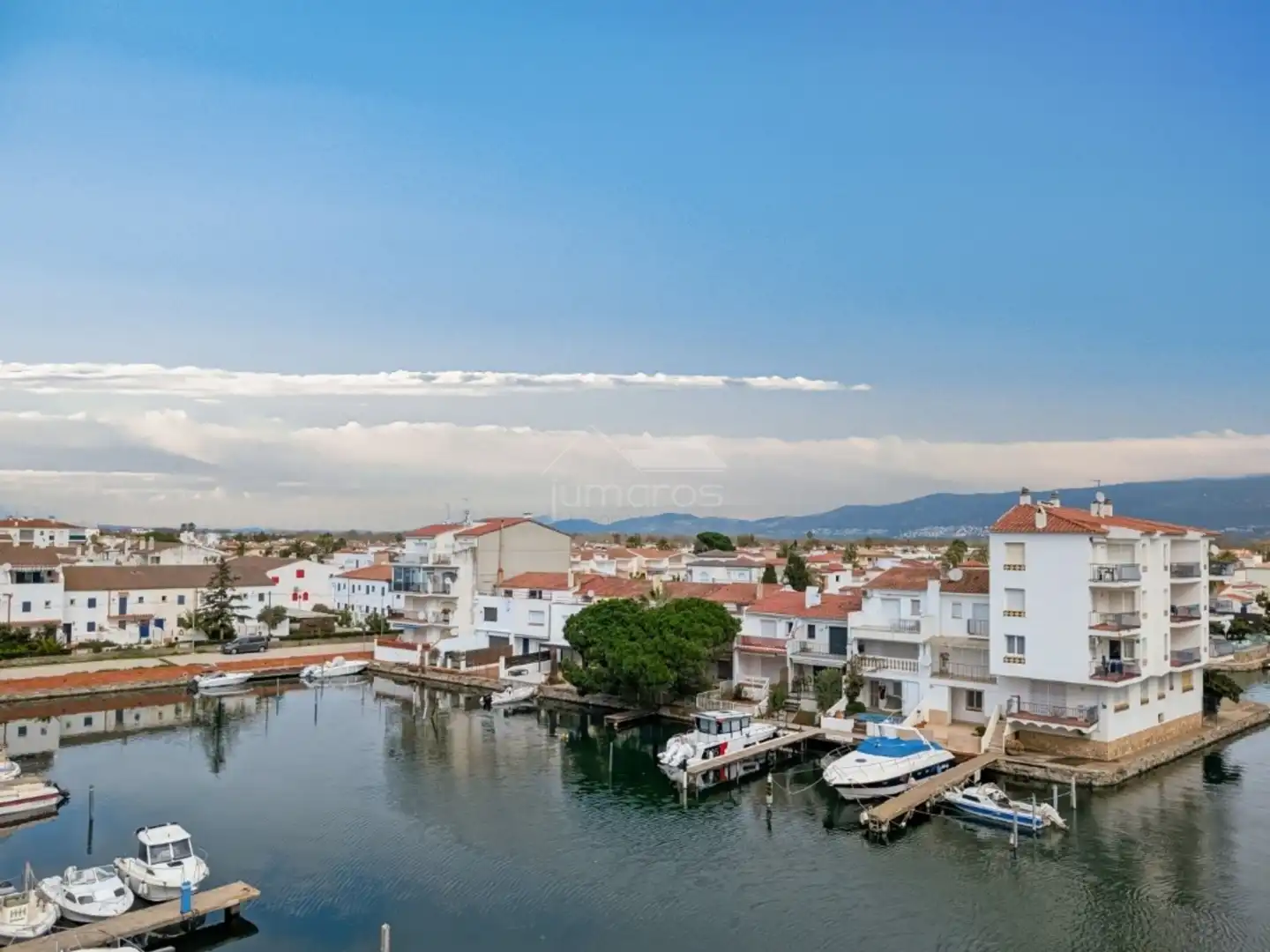 Vista exterior de Dúplex en venta en Empuriabrava con Aire acondicionado, Calefacción y Terraza